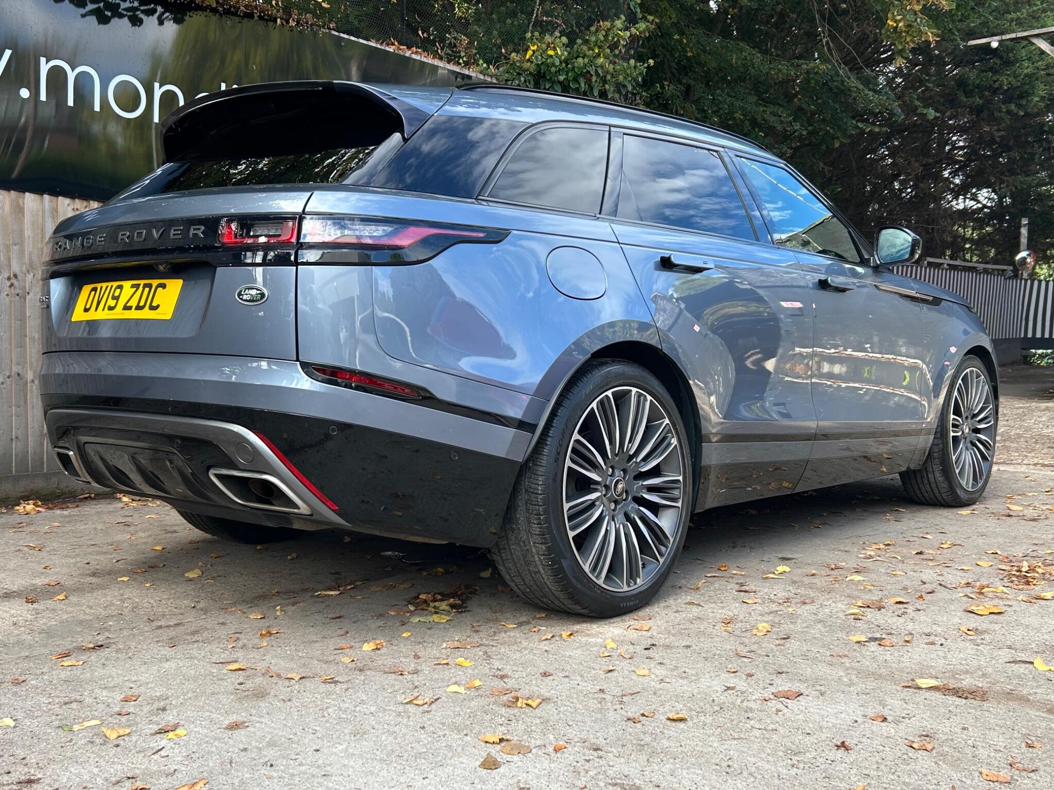 Land Rover Range Rover Velar view 18