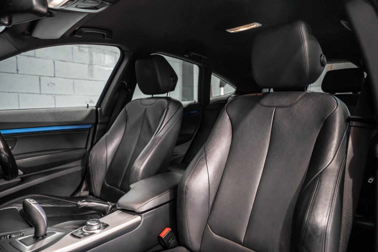 BMW 3 Series view 16