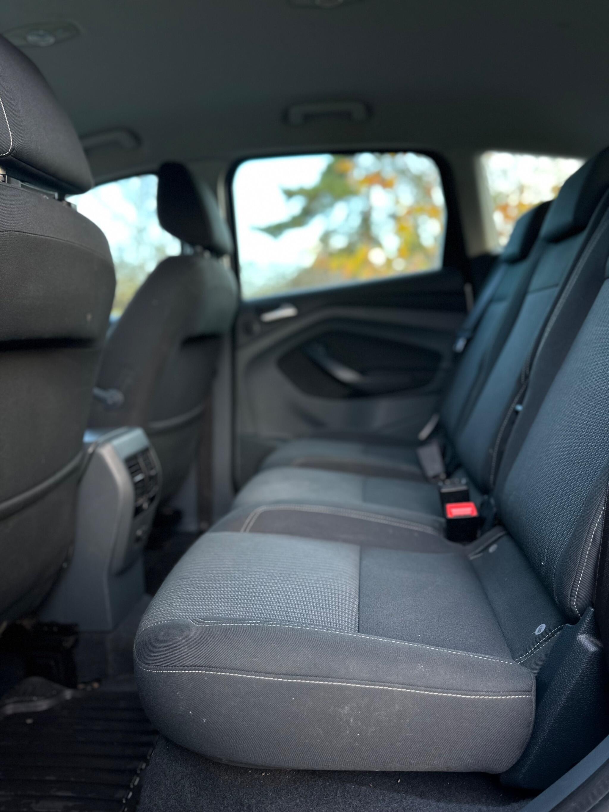 2013 Ford C-Max 1.6 TDCi Titanium Euro 5 5dr • 109,000 miles image 14