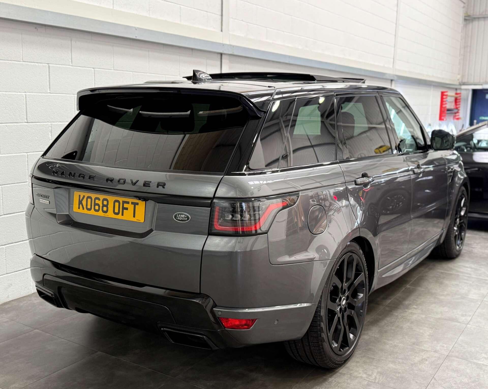 Land Rover Range Rover Sport view 7