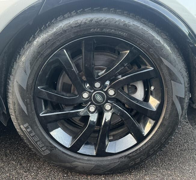 Land Rover Discovery 3 view 27