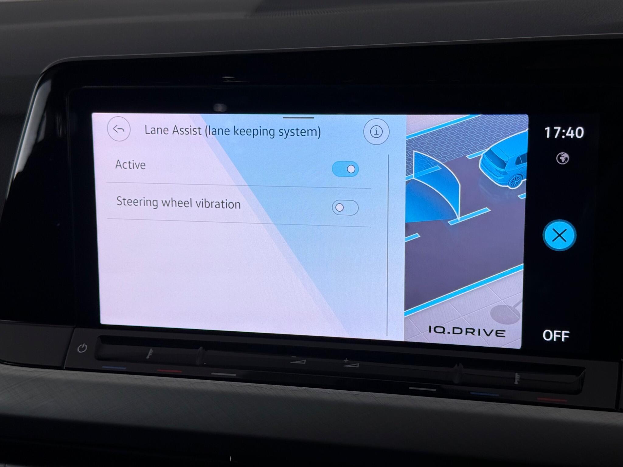 Volkswagen Golf view 25