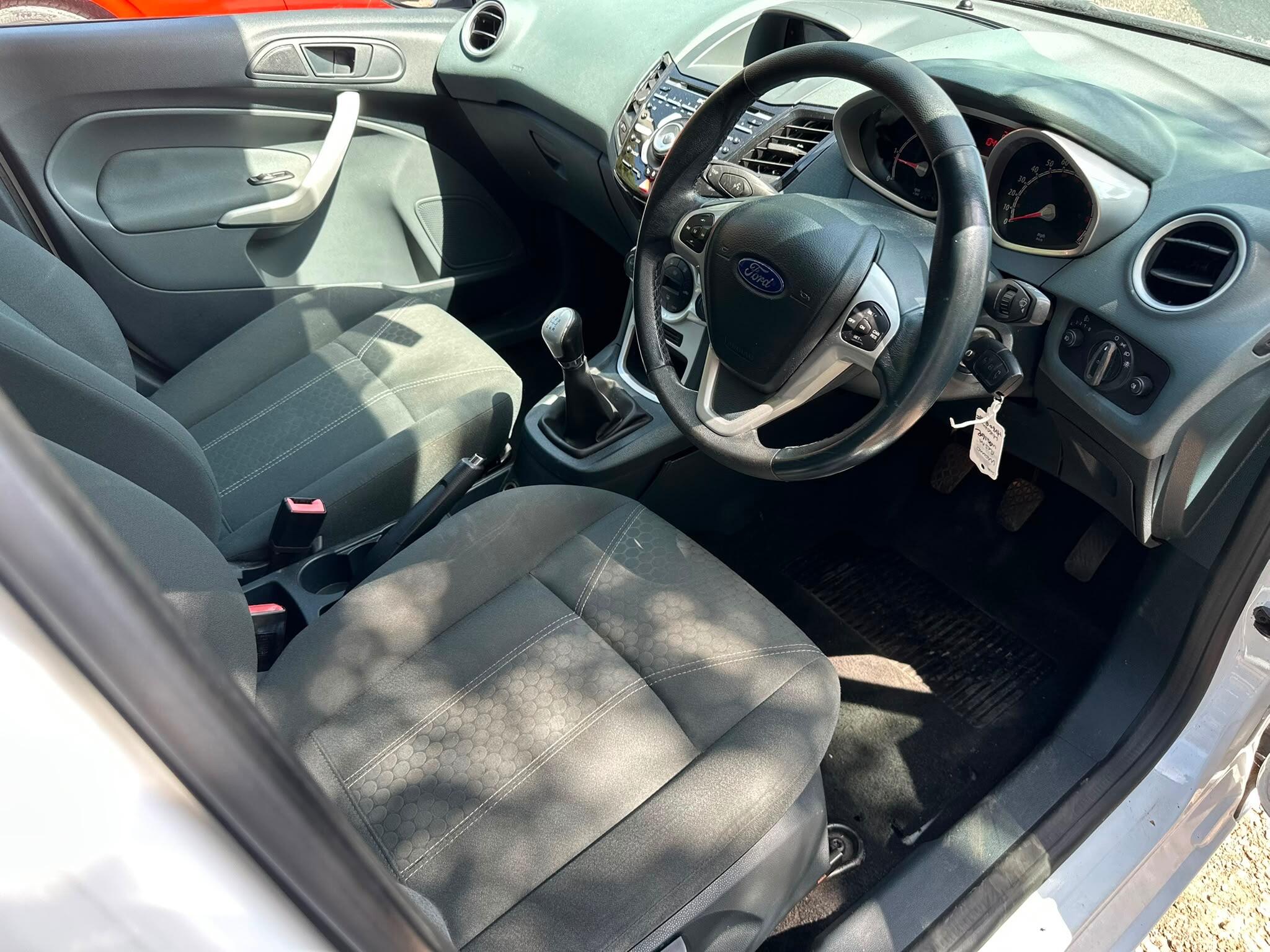 Ford Fiesta view 47