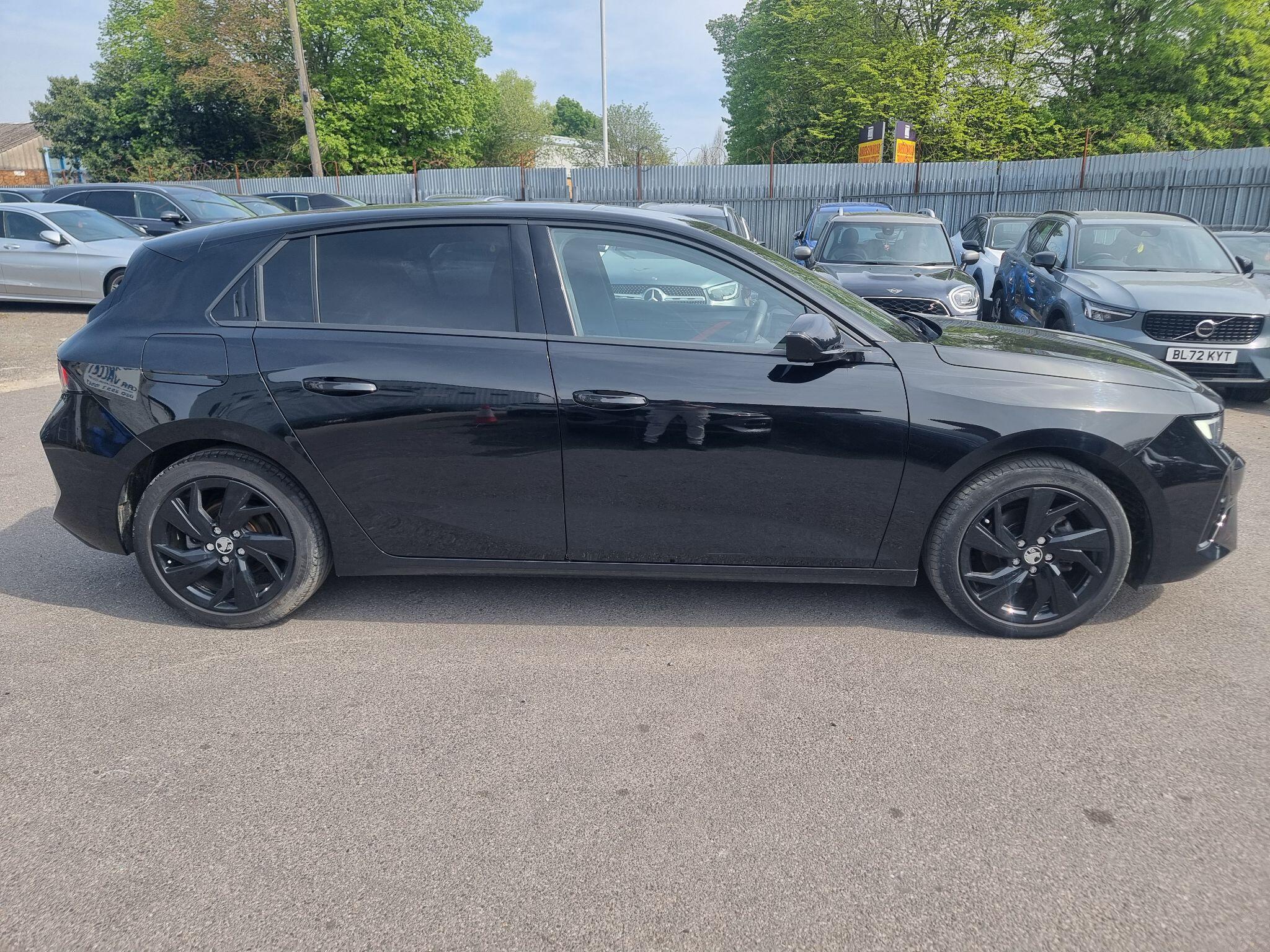 Vauxhall Astra view 2