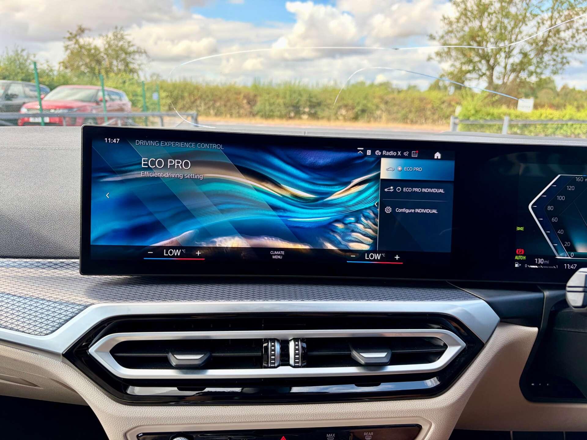 BMW 3 Series view 50