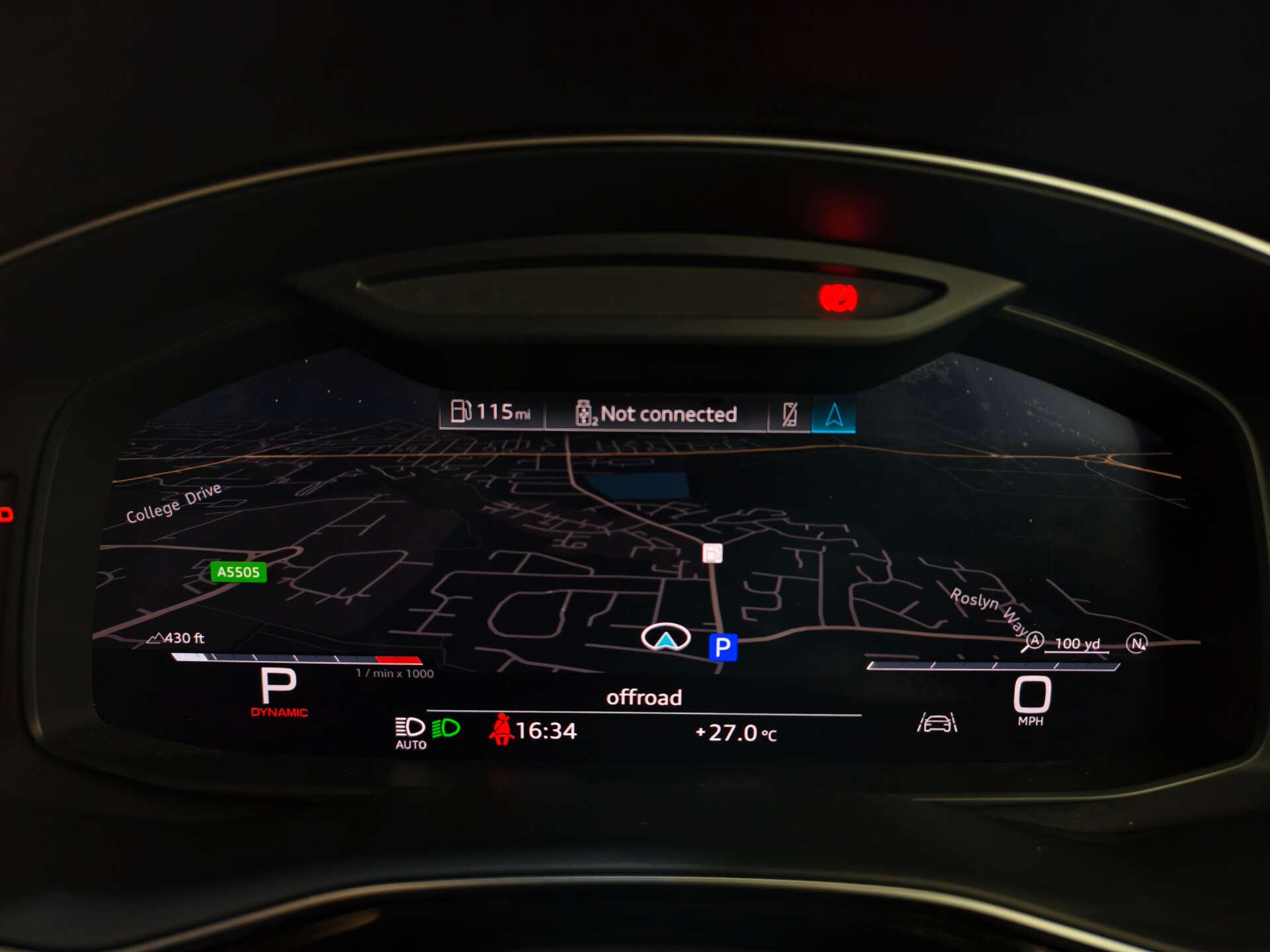 Audi SQ7 view 35