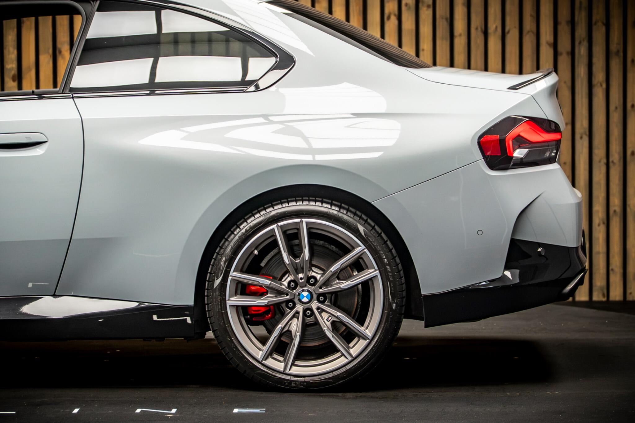 BMW 2 Series view 18