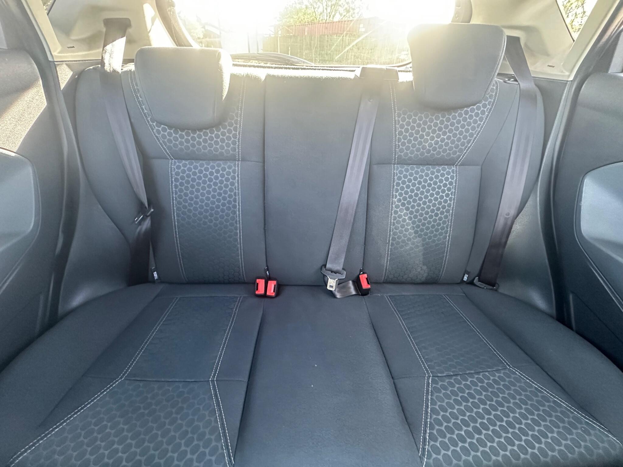 Ford Fiesta view 35