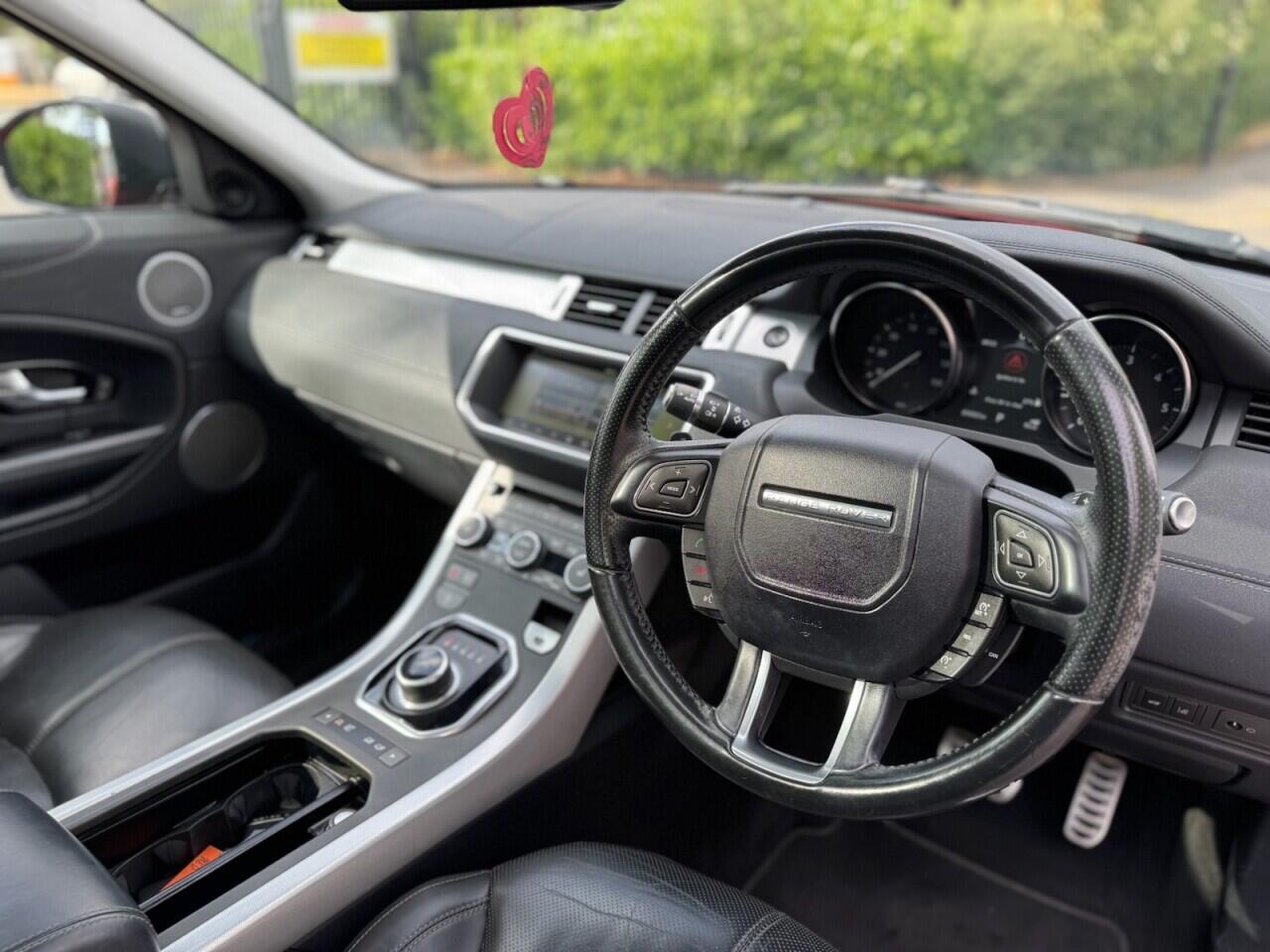 Land Rover Range Rover Evoque view 11