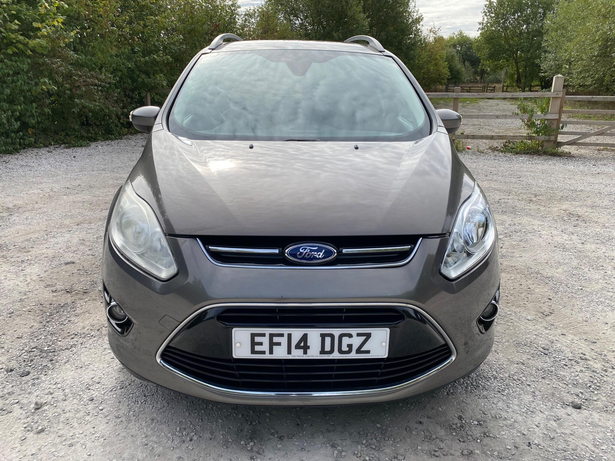 Ford Grand C-Max view 2