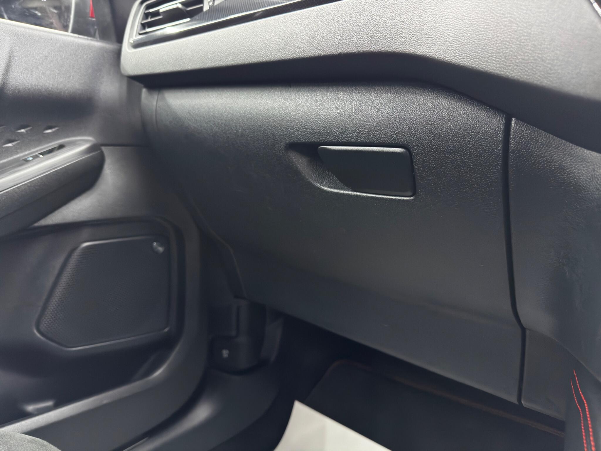 Ford Kuga view 38