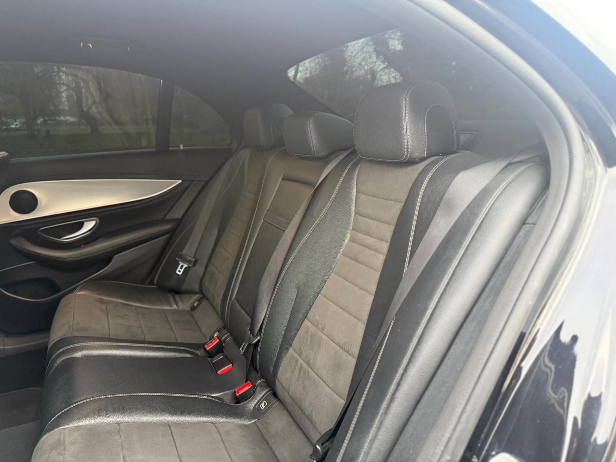 Mercedes-Benz E-Class view 21