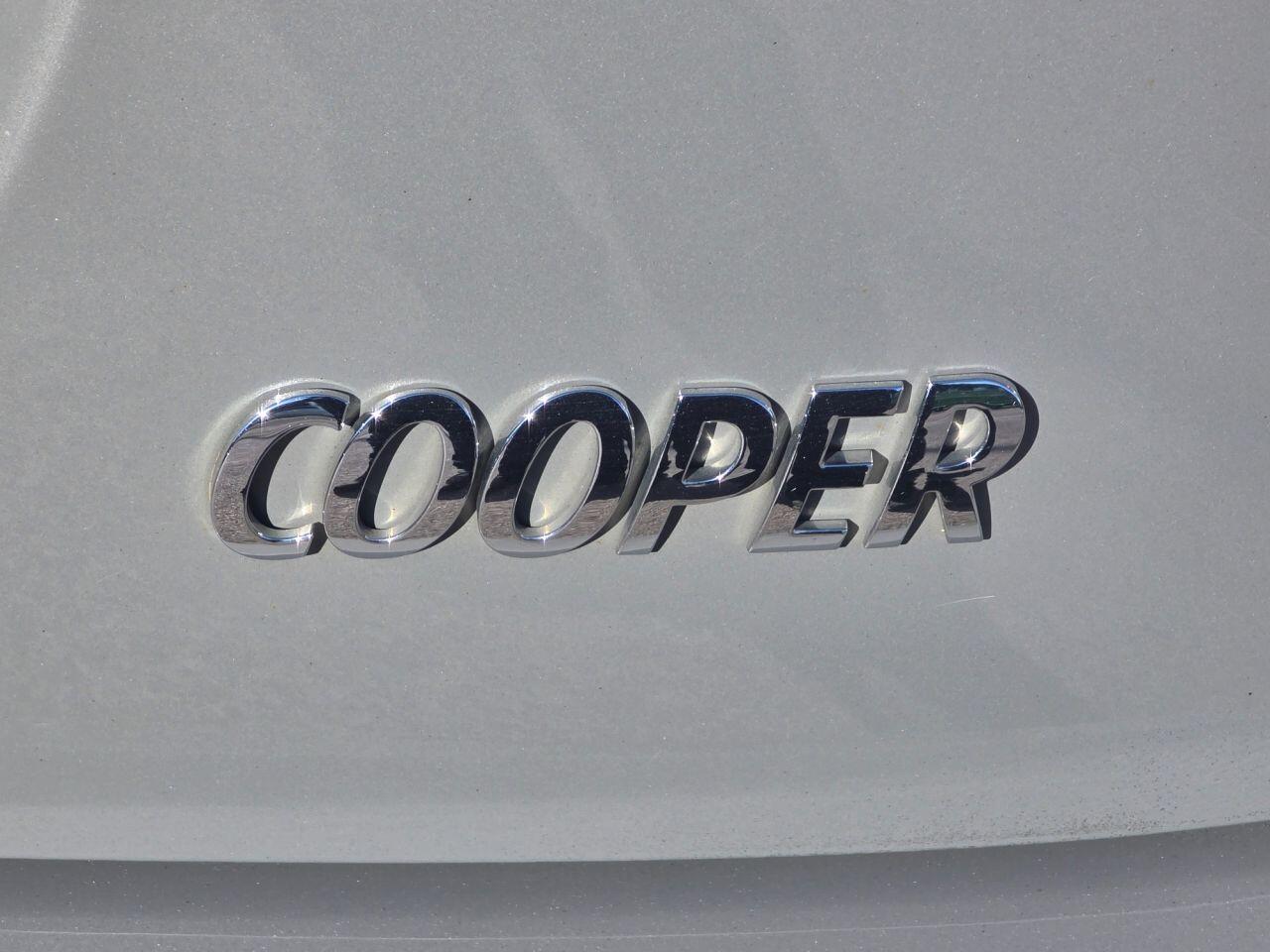 Mini Cooper view 36