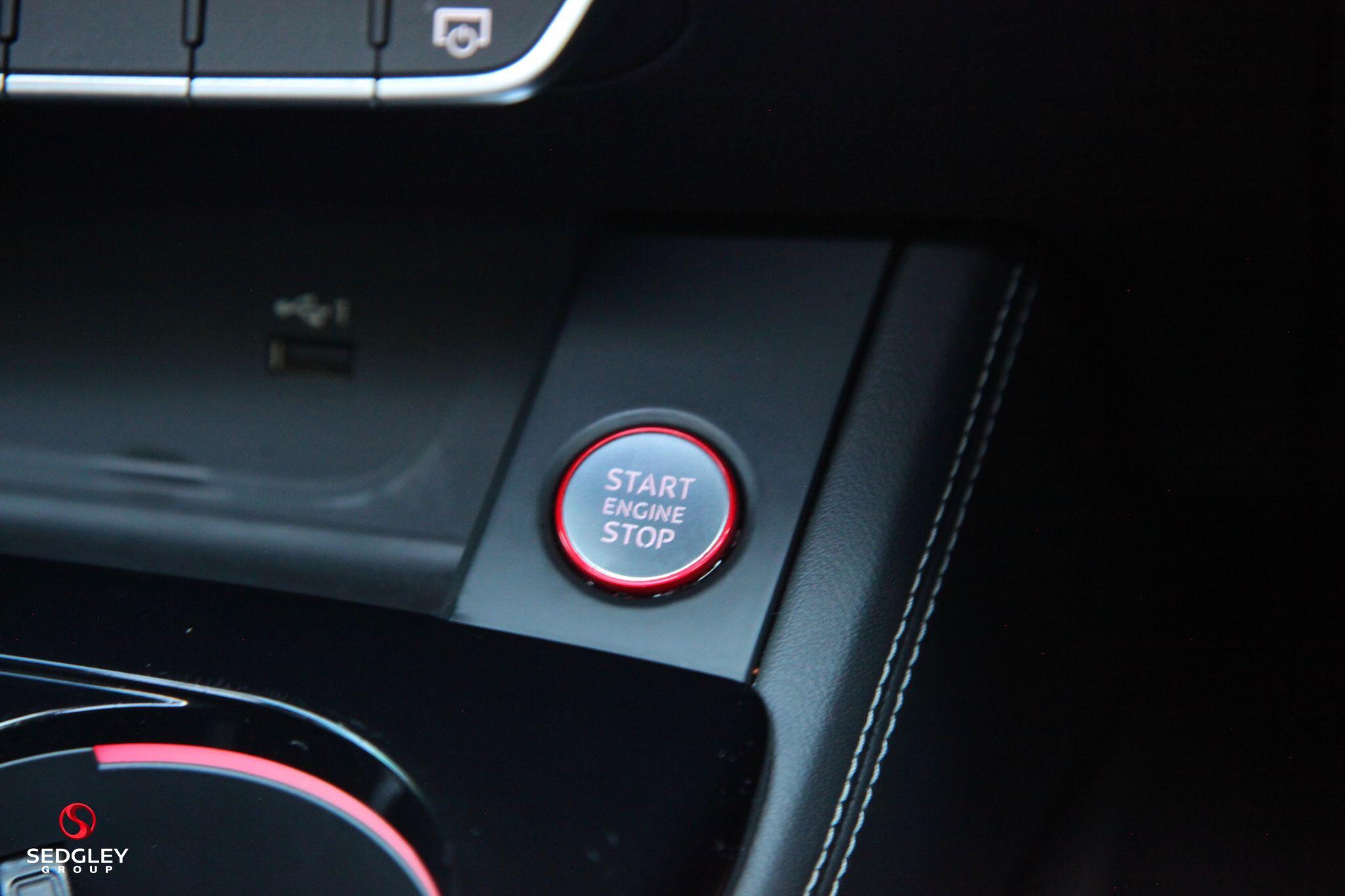 Audi S4 view 23