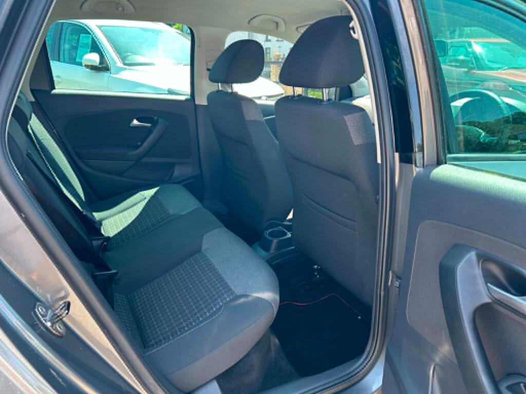 Volkswagen Polo view 11