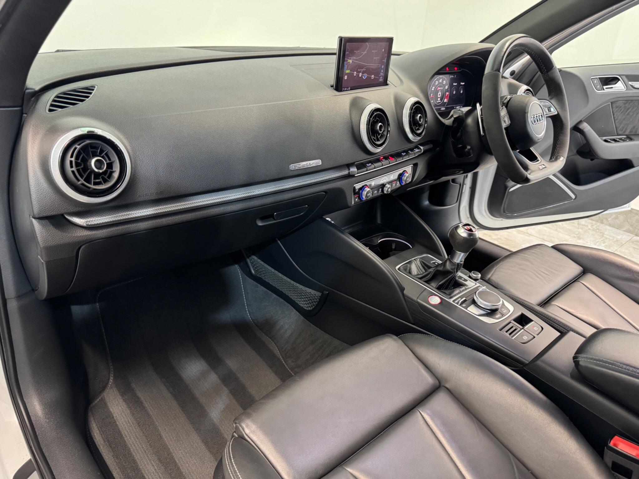 Audi RS3 view 25