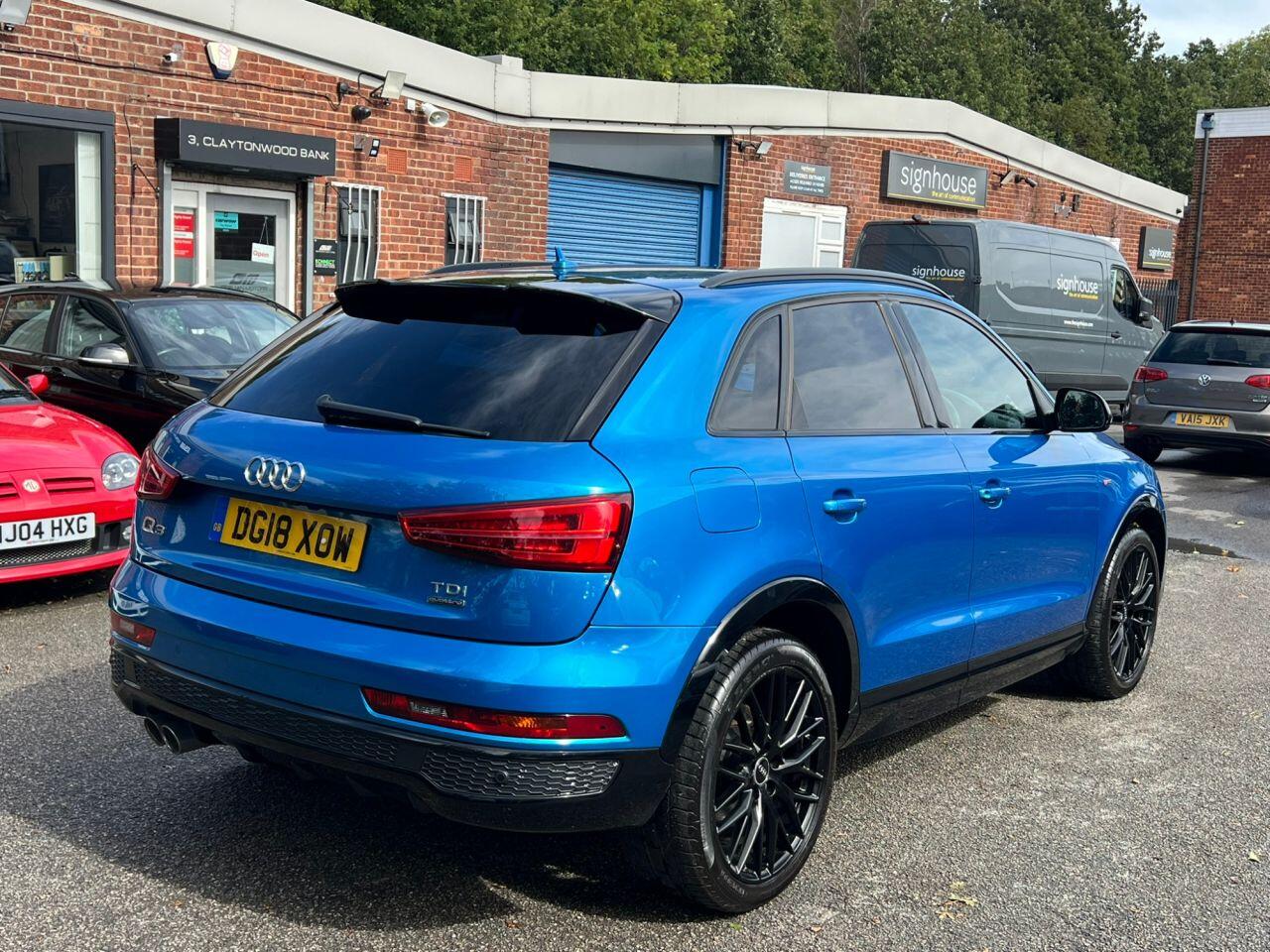 Audi Q3 view 4