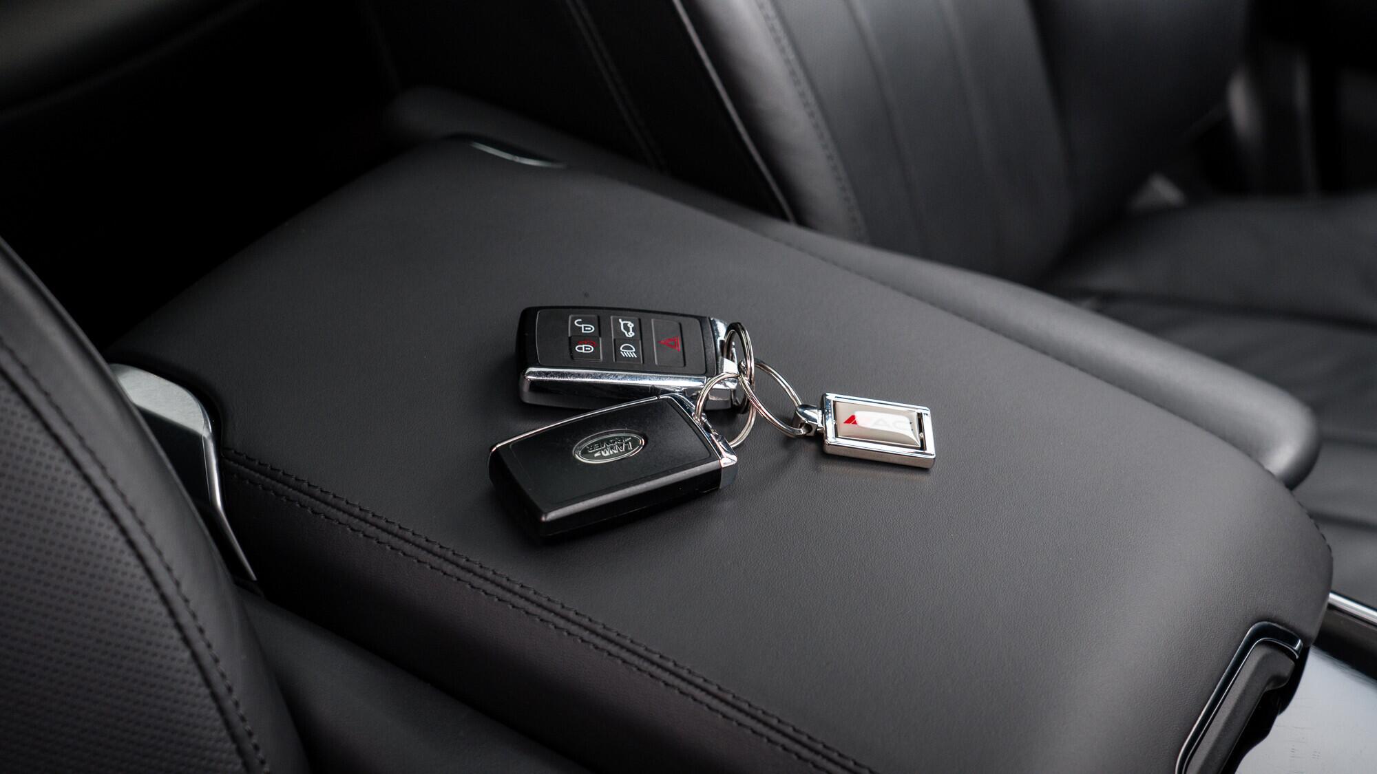 Land Rover Range Rover view 47