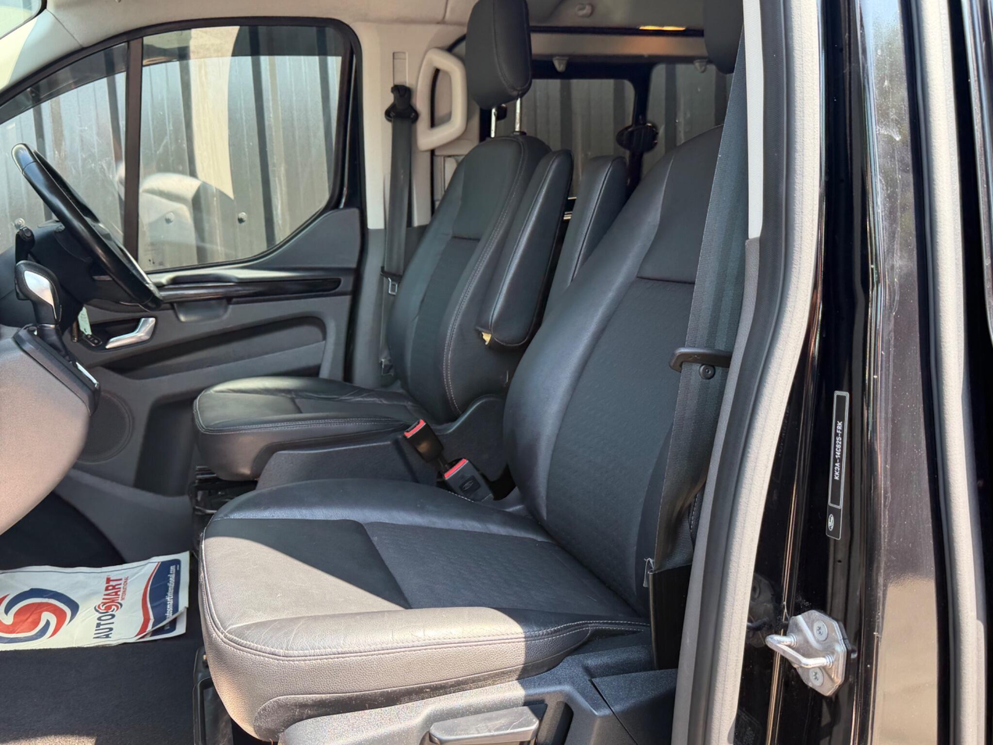 Ford Transit Custom view 71