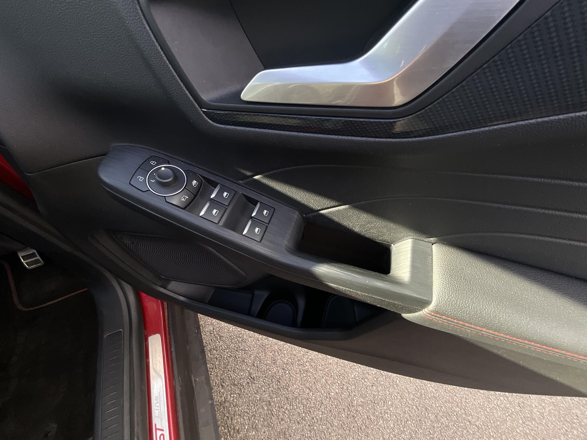 Ford Kuga view 36