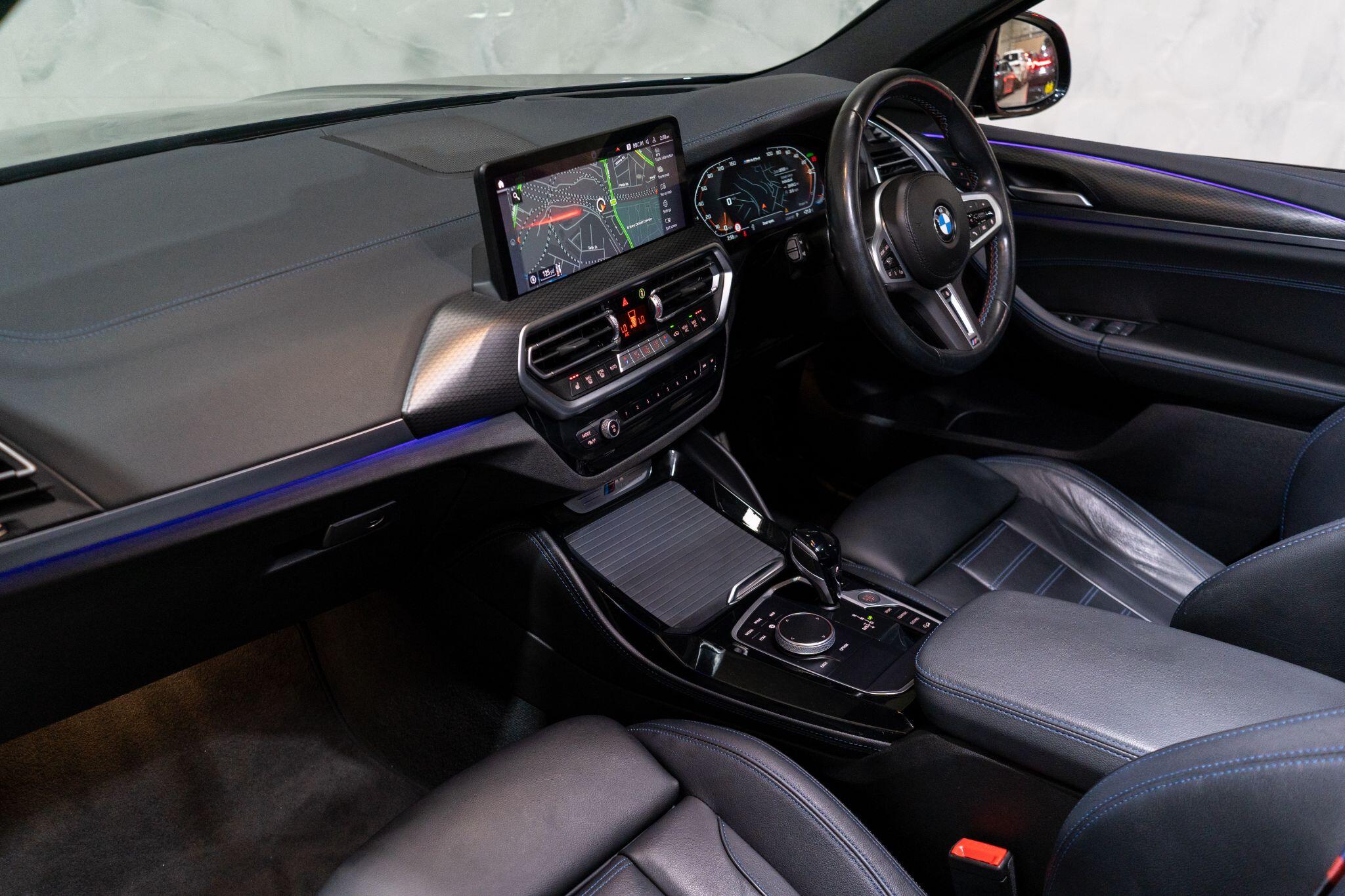 BMW X4 view 13