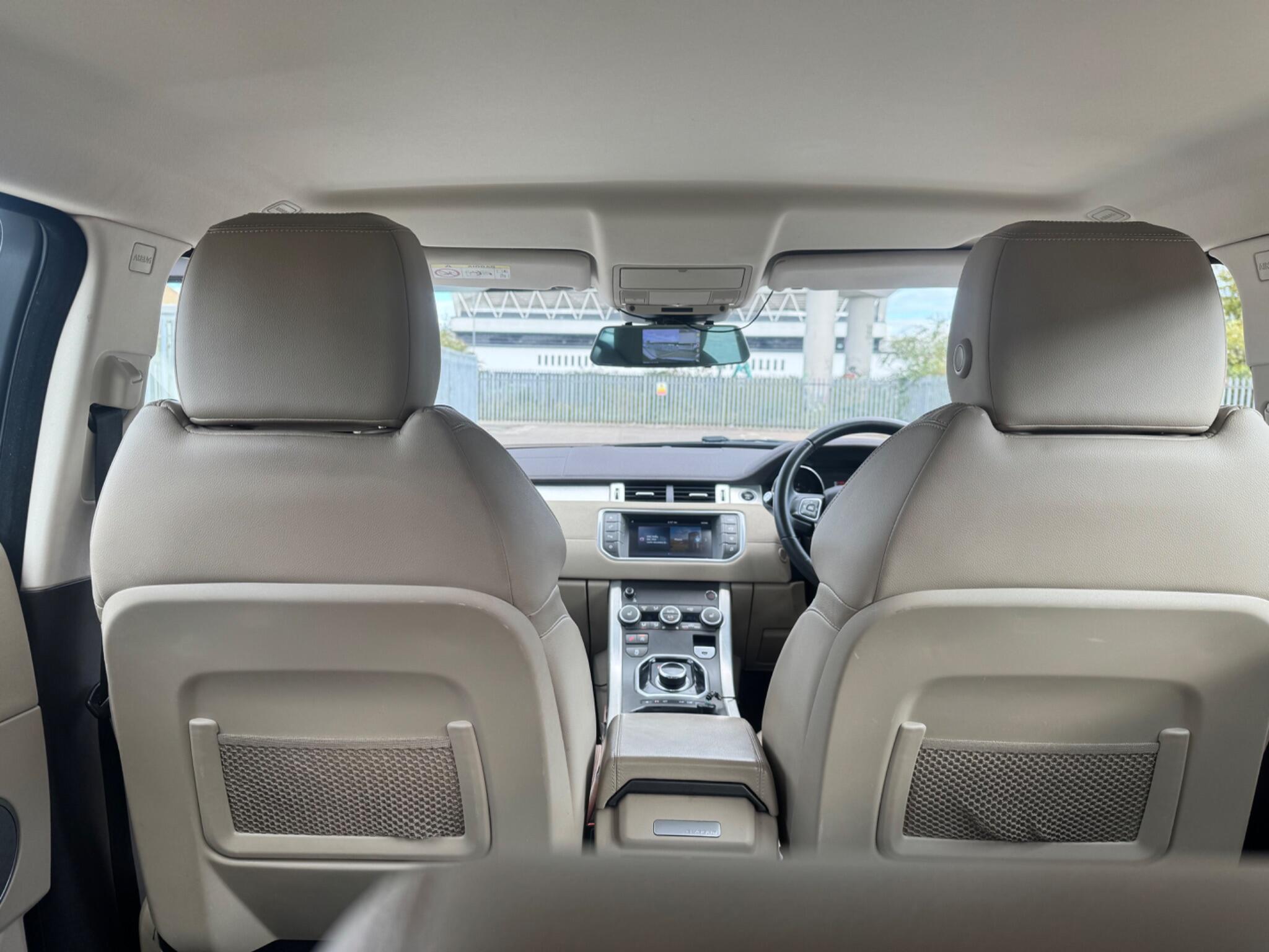 Land Rover Range Rover Evoque view 28