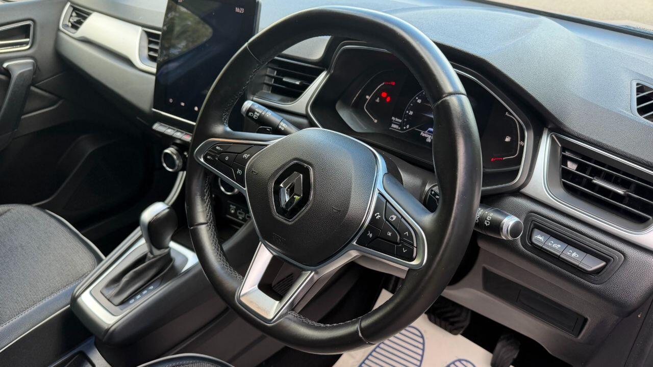 Renault Captur view 16