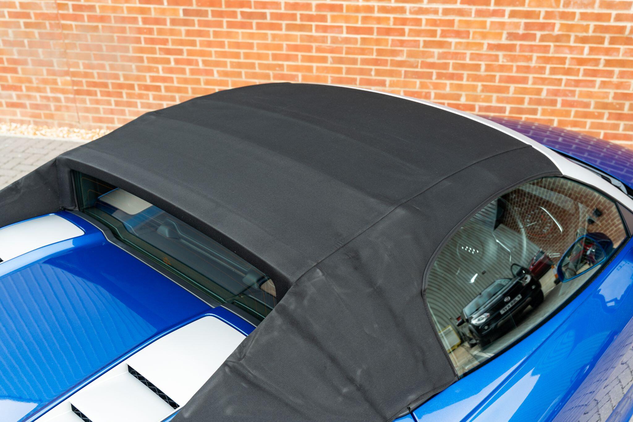 Audi R8 view 27
