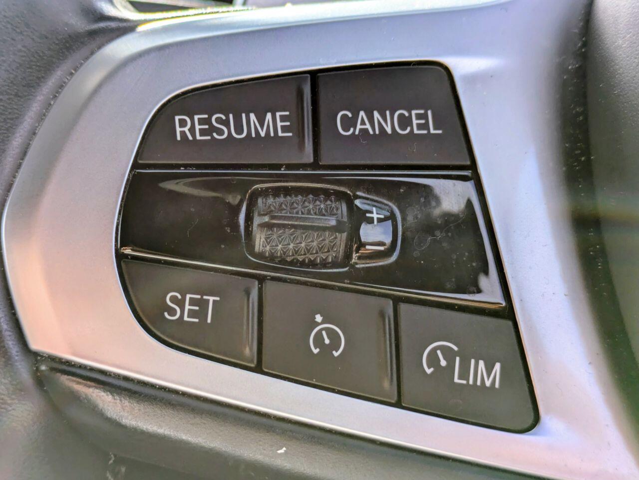 BMW 3 Series view 13