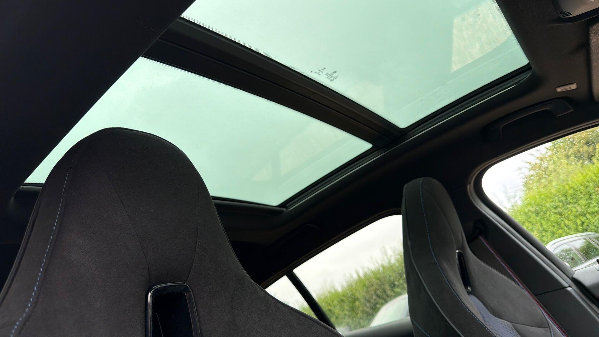 BMW 1 Series view 21