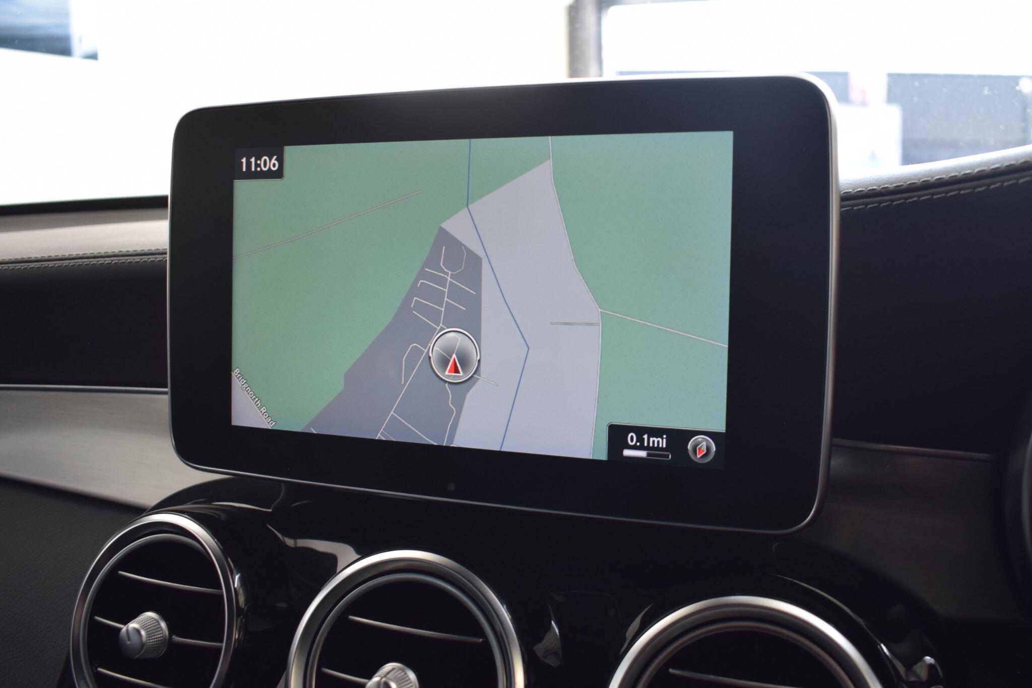 Mercedes-Benz GLC view 20