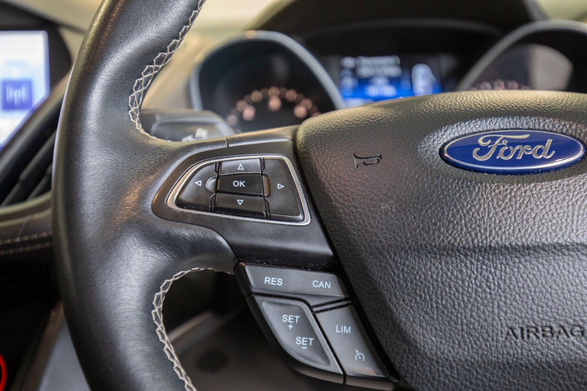 Ford Kuga view 16