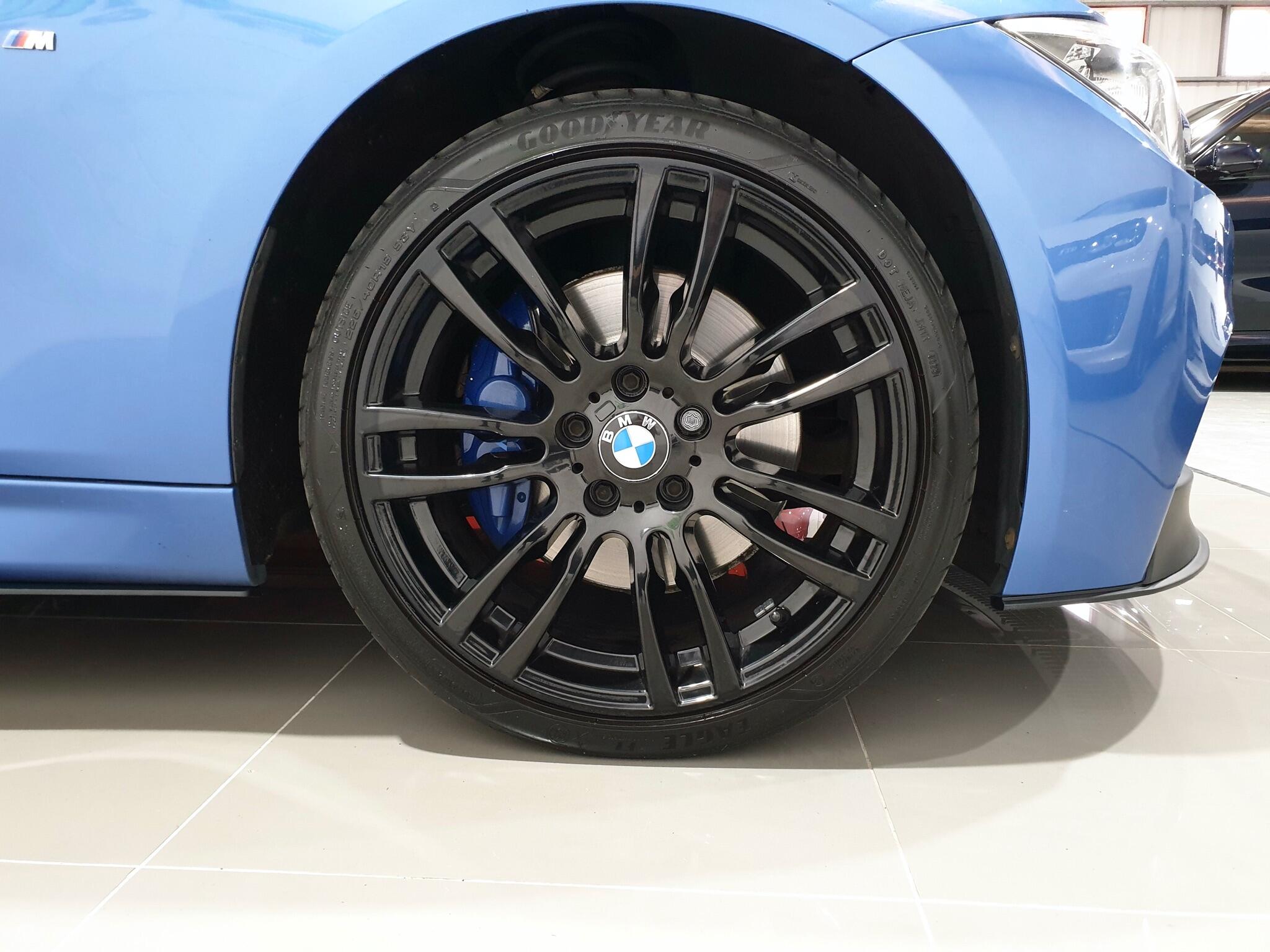 BMW 3 Series view 43