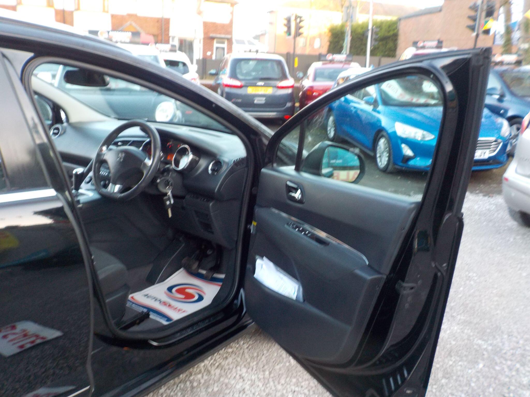 Peugeot 5008 1.6 e-HDi Active EGC Euro 5 (s/s) 5dr