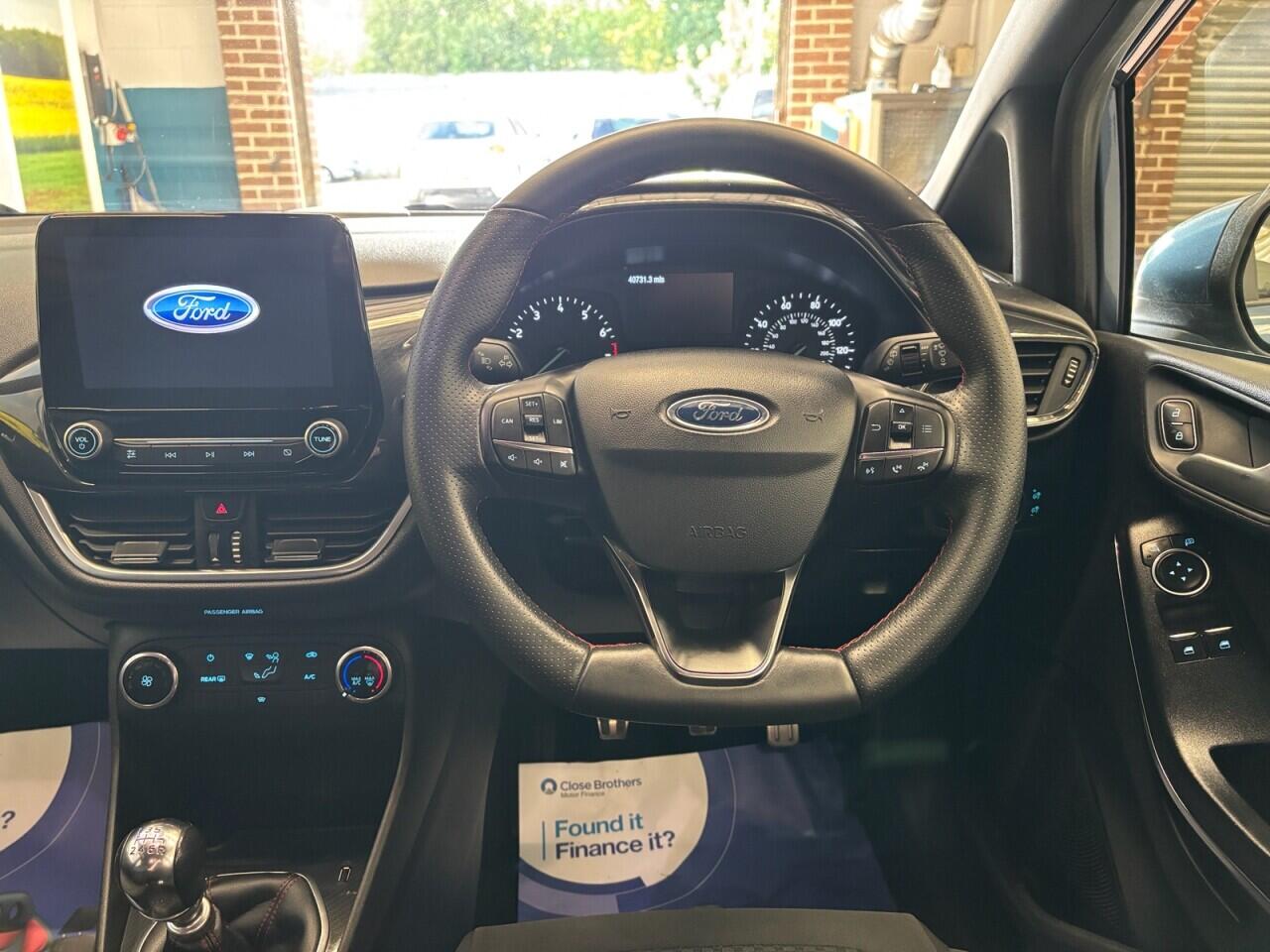 Ford Fiesta view 17