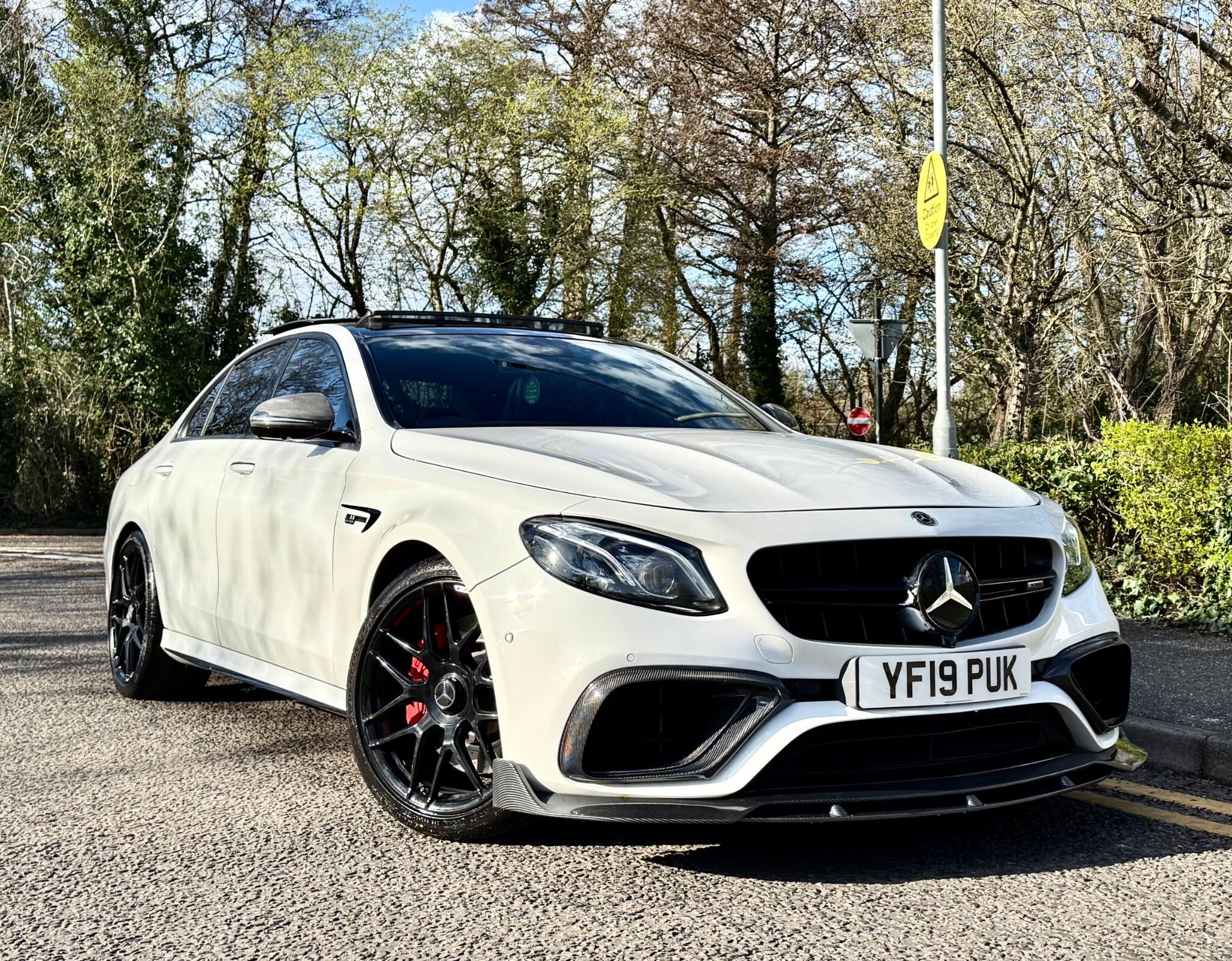 Mercedes-Benz E-Class view 9