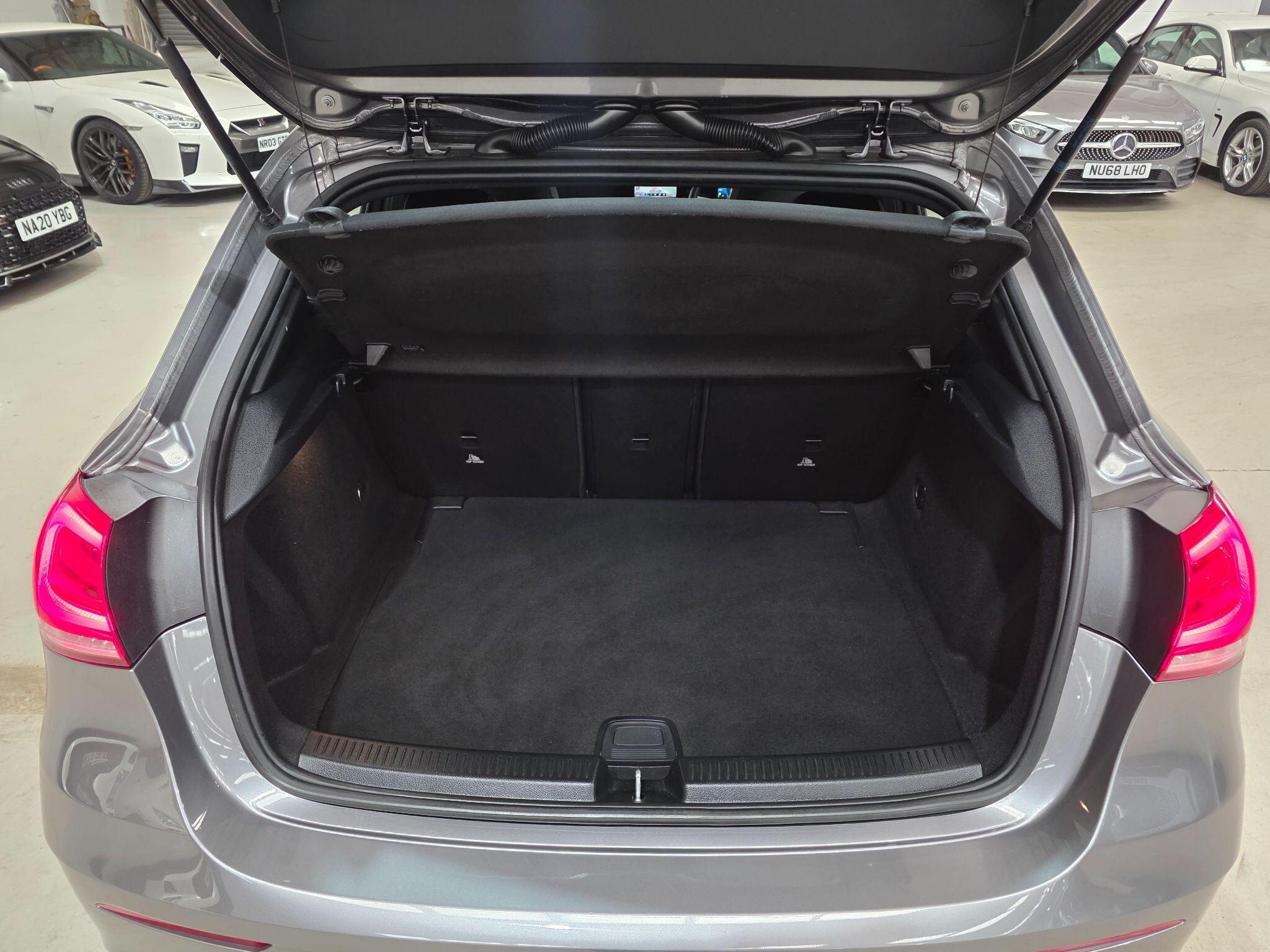 Mercedes-Benz A Class view 24