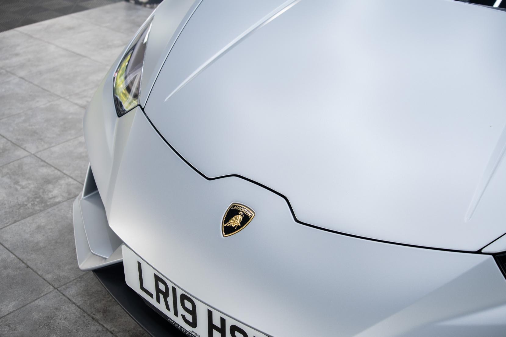 Lamborghini Huracan view 21