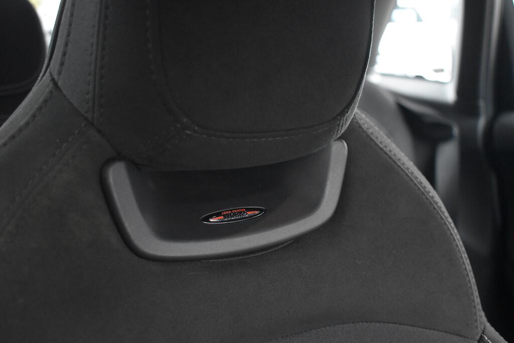 Mini Hatch view 25