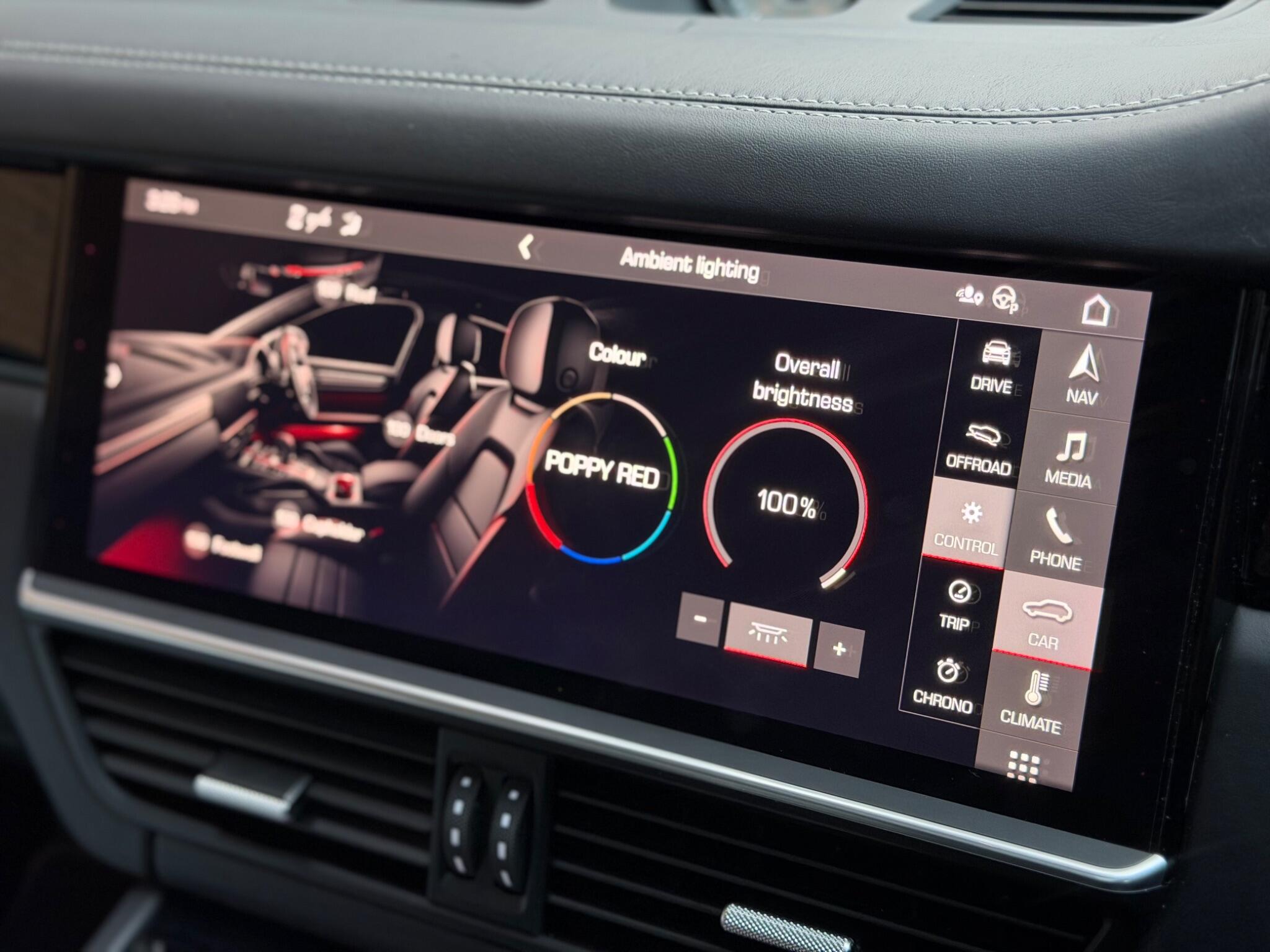 Porsche Cayenne view 52
