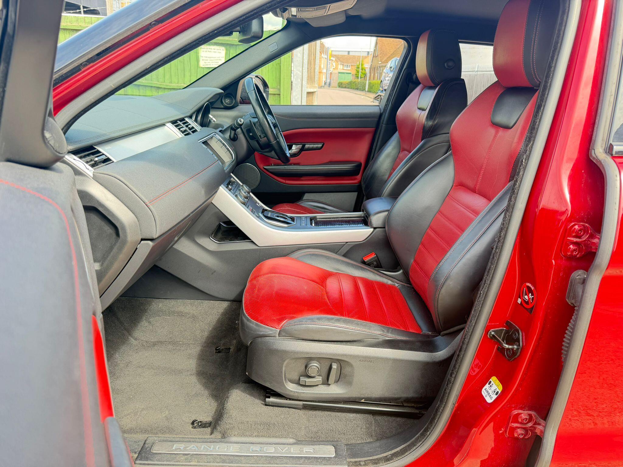 Land Rover Range Rover Evoque view 17