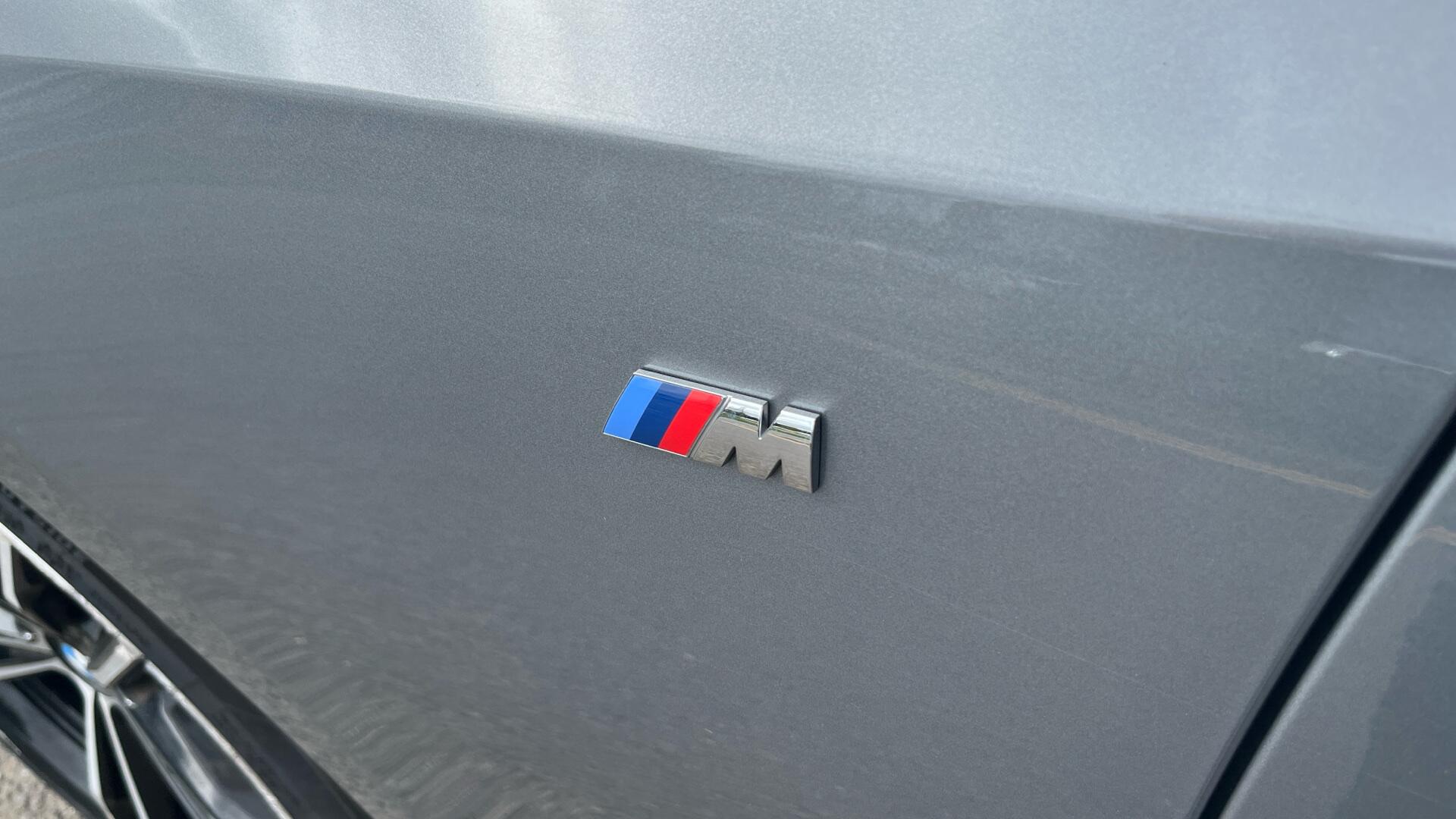 BMW 3 Series view 36