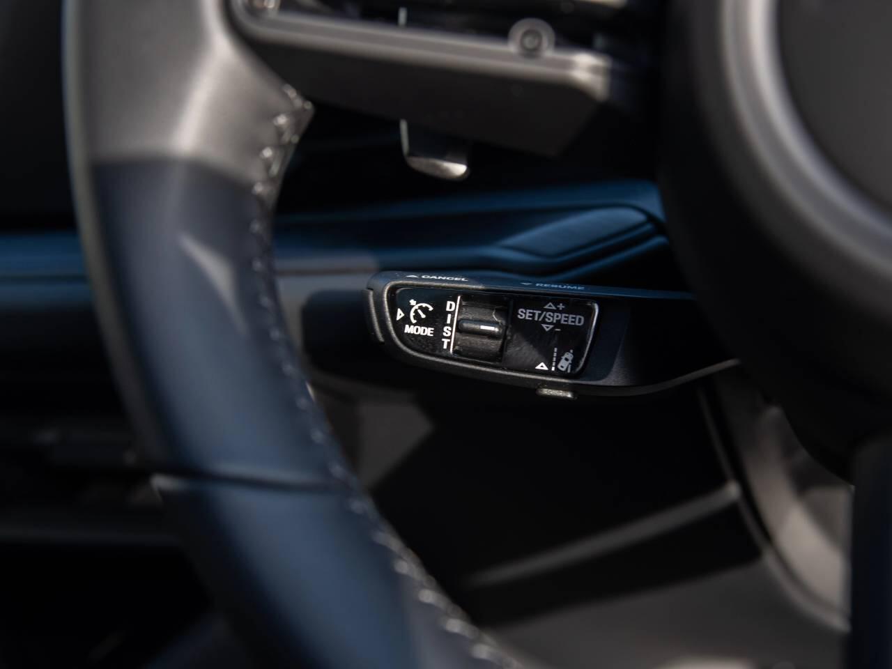 Porsche Cayenne view 42