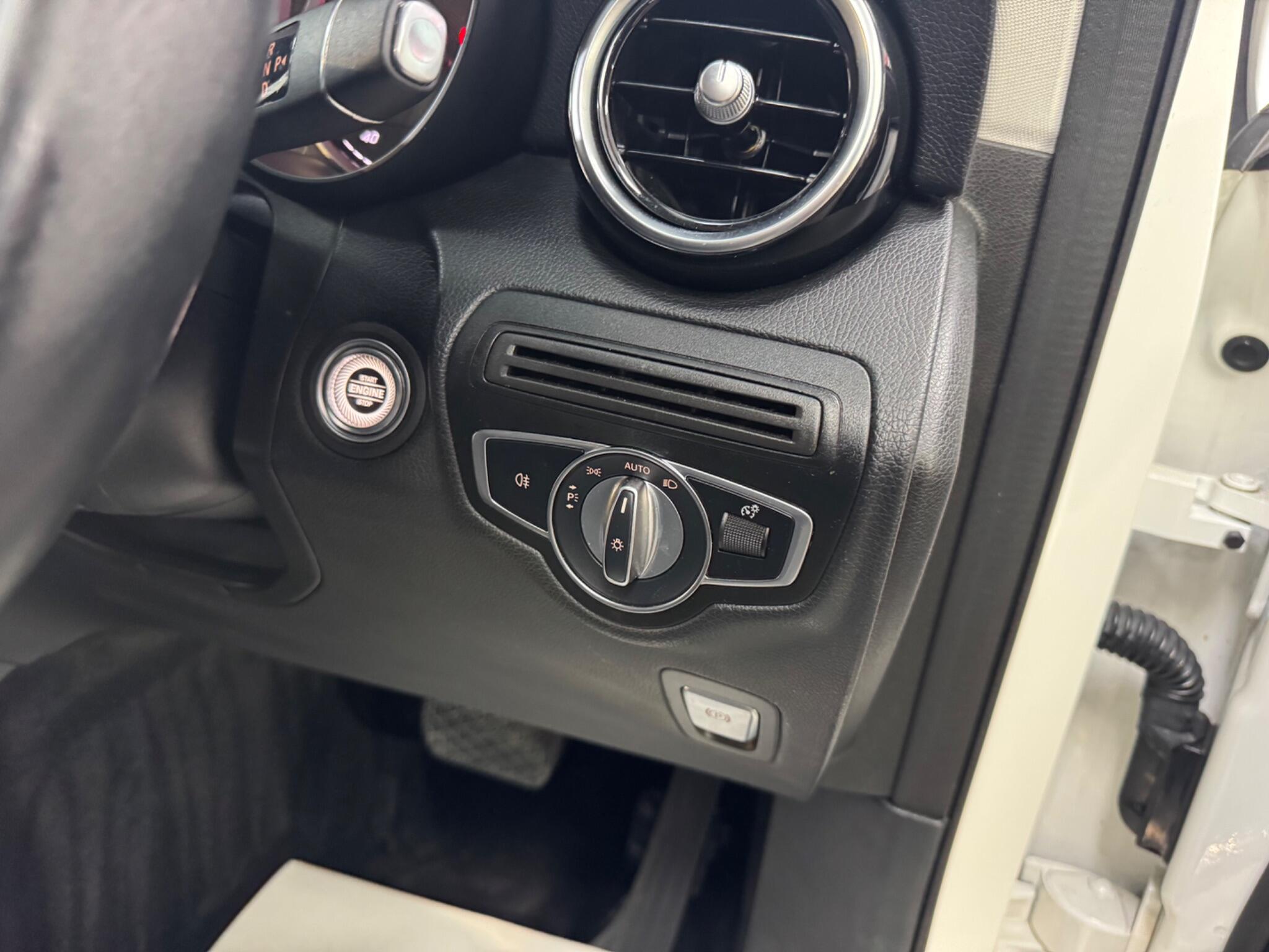 Mercedes-Benz GLC view 33