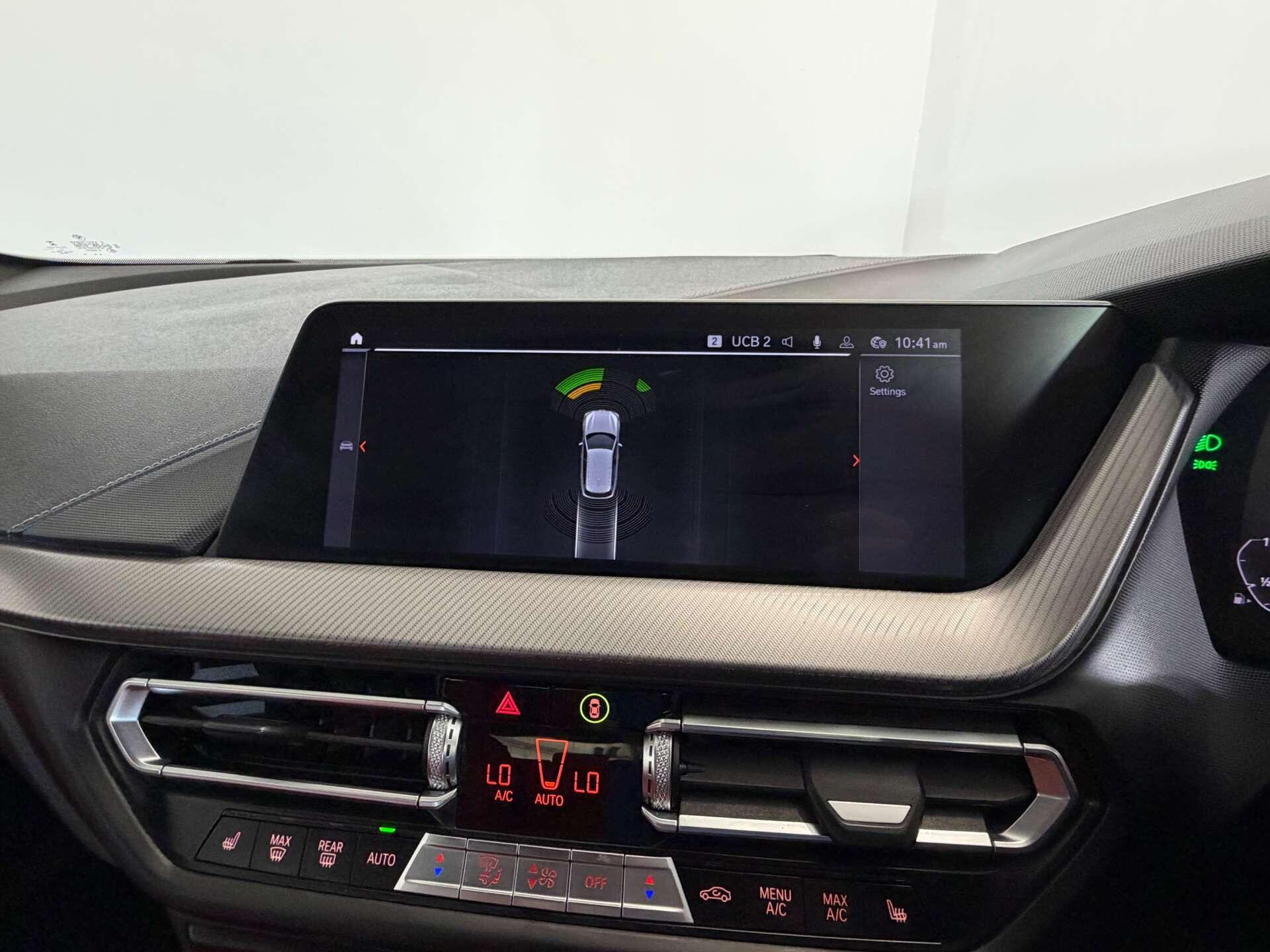 BMW 1 Series view 38