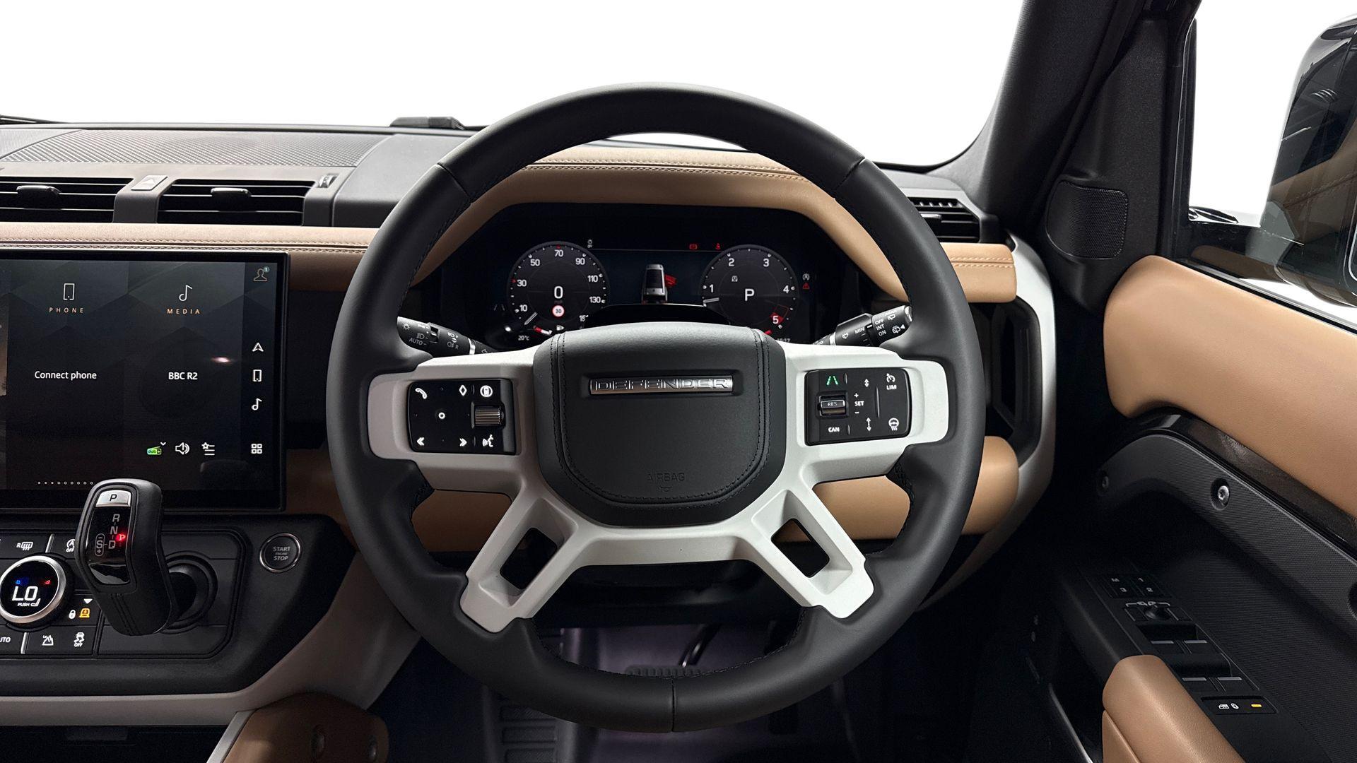 Land Rover Defender view 15