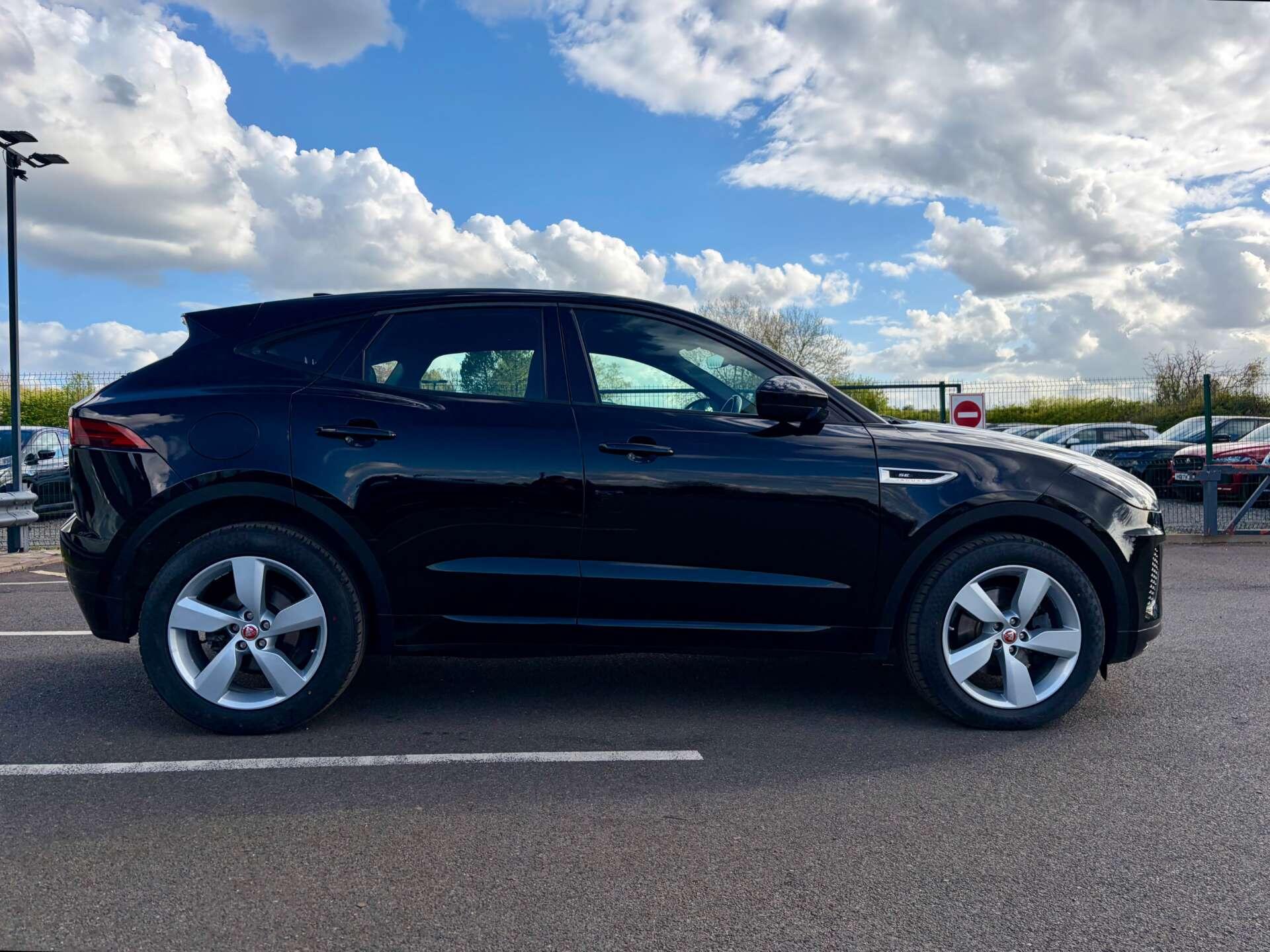 Jaguar E-Pace view 8