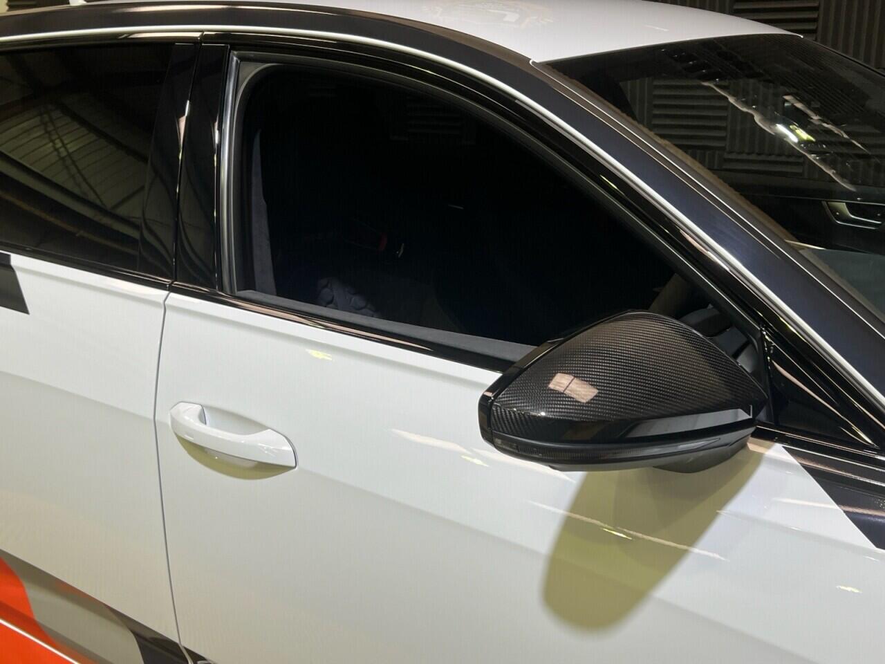 Audi RS6 Avant view 7