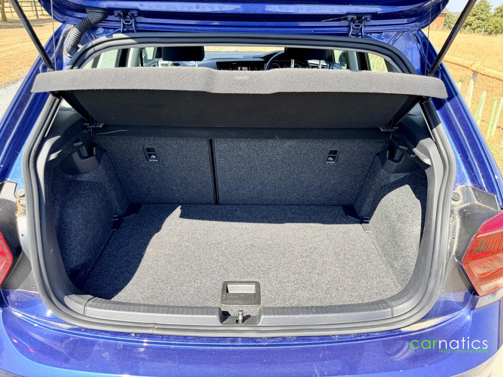 Volkswagen Polo view 43