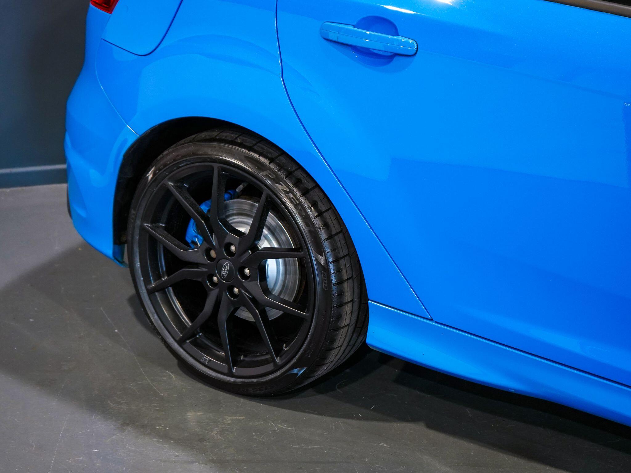 Ford Focus view 24
